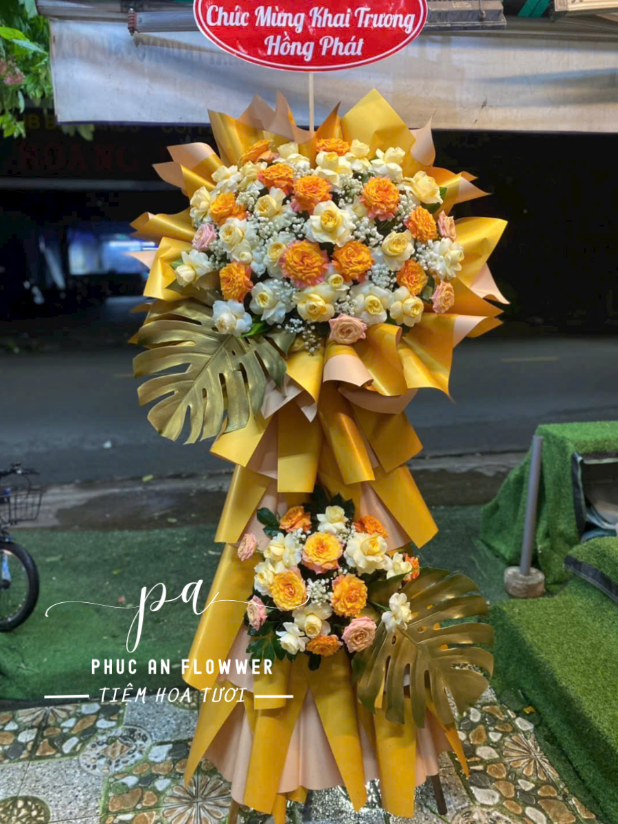 kệ hoa khai trương hoa hồng cam hoa hồng kem sang trọng chúc mừng khai trương phát tài phát lộc – Hoa Tươi Phúc An