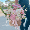 giỏ hoa tông hồng trắng thanh lịch, giỏ hoa chúc mừng khai trương đẹp, giỏ hoa pastel nhẹ nhàng sang trọng, giỏ hoa lan hồ điệp và hoa hồng kem, giỏ hoa tươi phong cách hiện đại, giỏ hoa chúc mừng sang trọng, giỏ hoa khai trương tông hồng cao cấp