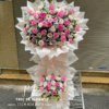 kệ hoa chúc mừng khai trương hoa hồng hồng kem sang trọng thanh lịch chúc mừng thành công phát triển – Hoa Tươi Phúc An