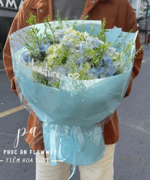 Bó hoa cẩm tú cầu xanh trắng pastel gói giấy xanh thanh lịch, hoa tặng sinh nhật chúc mừng dịu dàng sang trọng và tinh tế