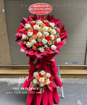 kệ hoa khai trương đỏ đô sang trọng