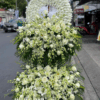 kệ hoa chia buồn lan hồ điệp