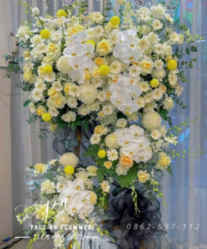 kệ hoa chia buồn