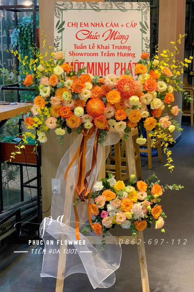 kệ hoa khai trương hiện đại
