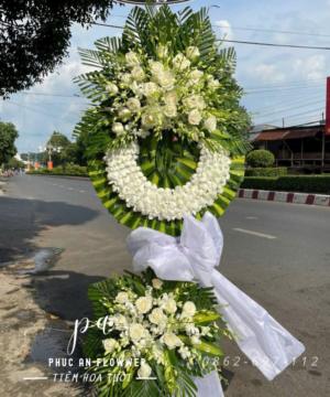 vòng hoa đám tang