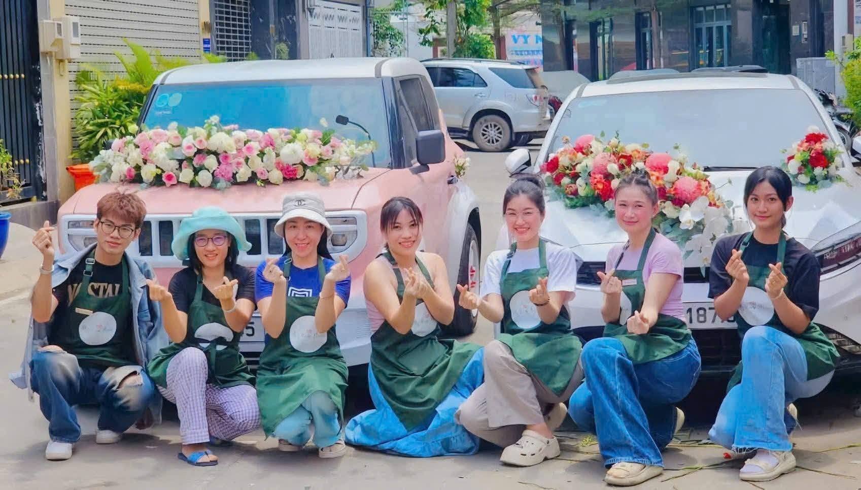 lớp học cắm hoa
